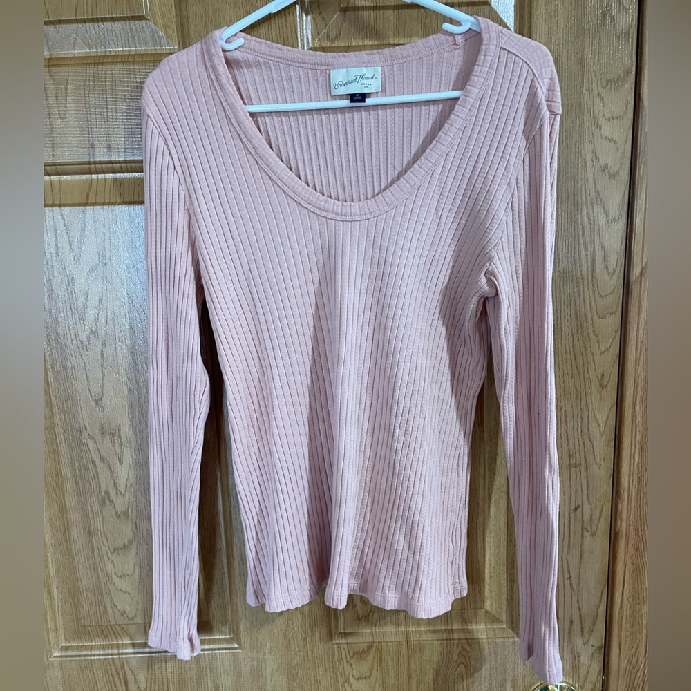 Universal Threads long sleeve size Medium